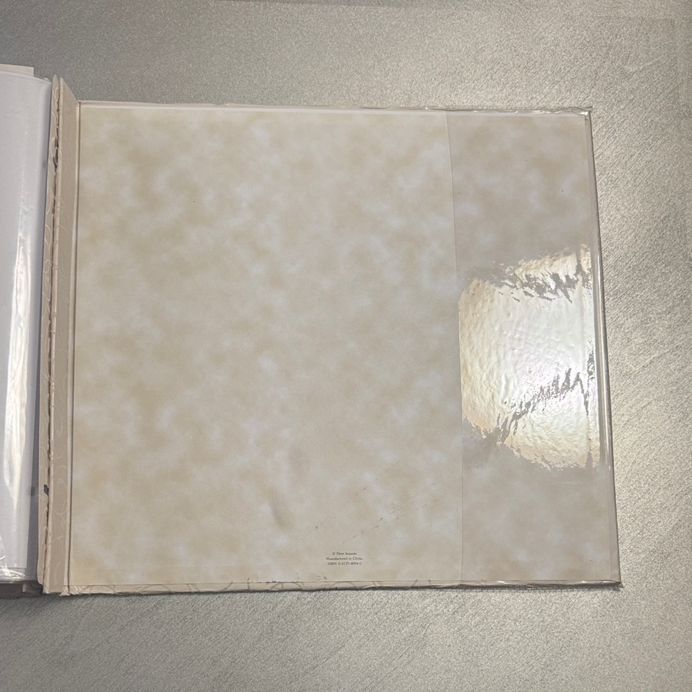 Target Cream Decorative Album - Picture 9 of 14